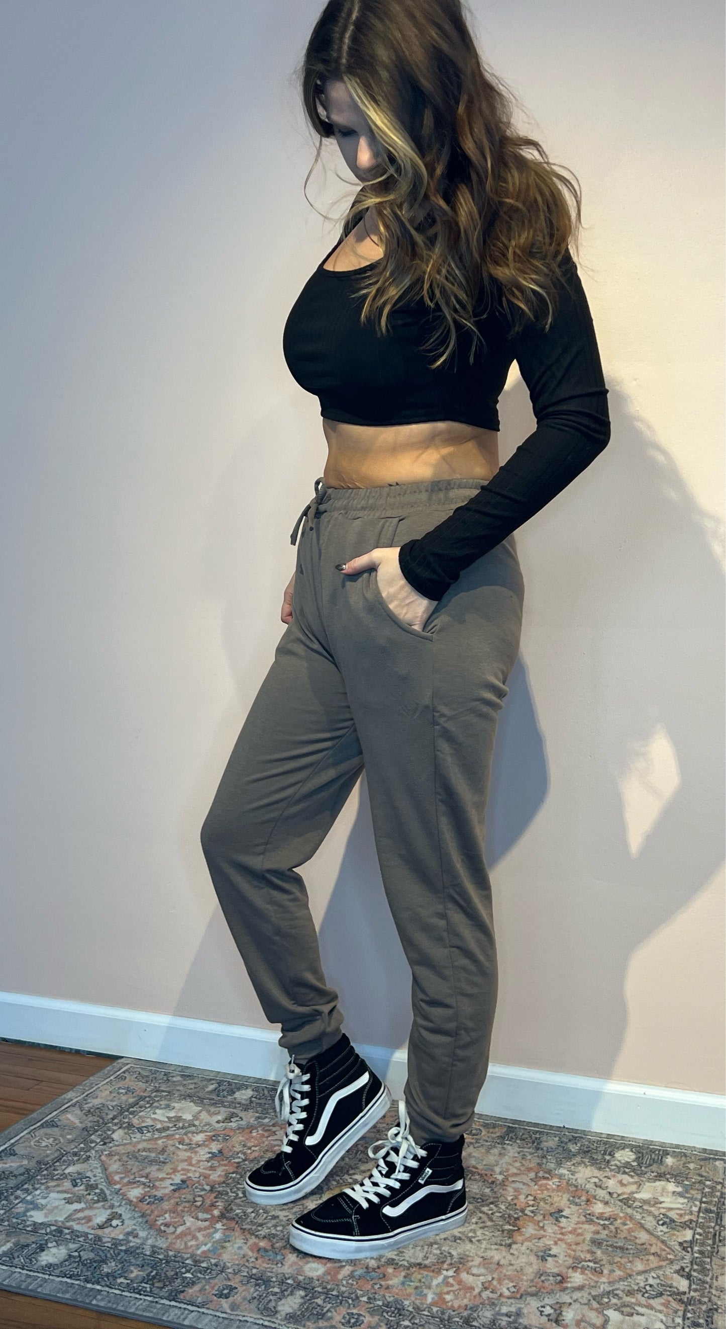 Catch flights not feelings jogger set